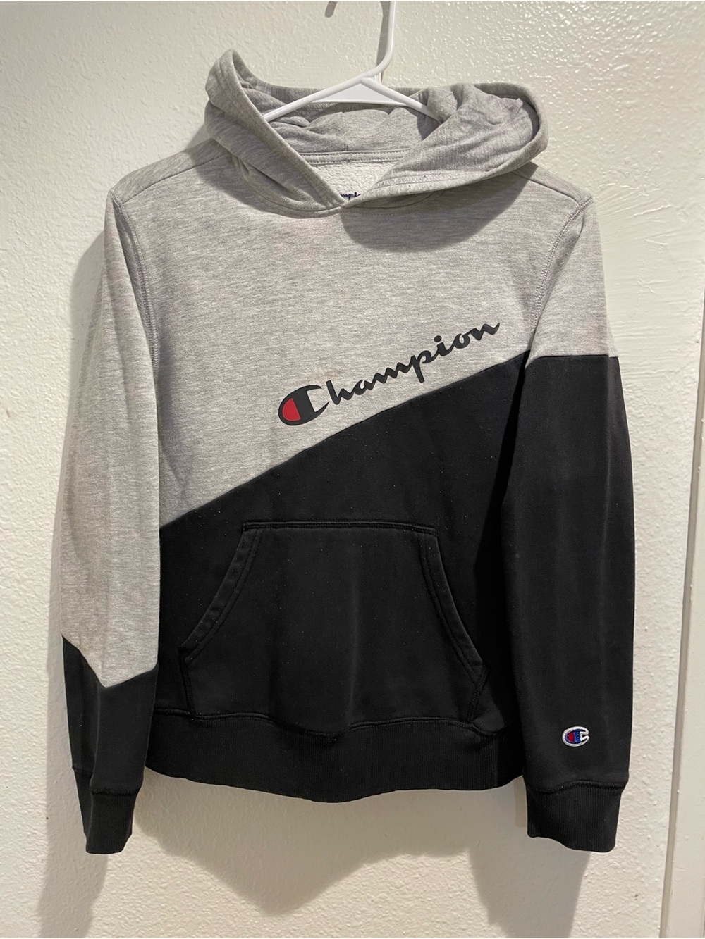 Champion Authentic Athleticwear Kids Colorblock Script Logo Pullover Hoodie L